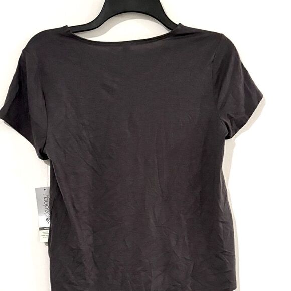 ID Ideology Women S Knot-Front T-Shirt, top
Charcoal X-Small - Picture 9 of 10